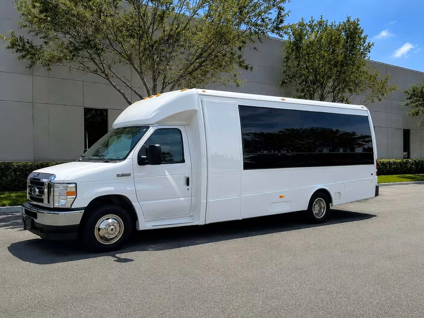 aiken 15 passenger minibus rental