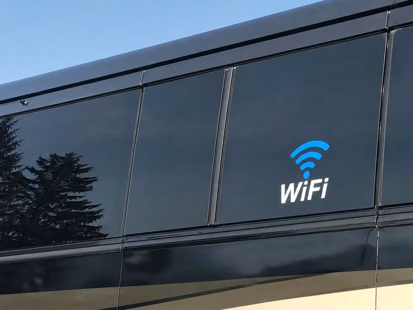 aiken 15 passenger minibus wifi