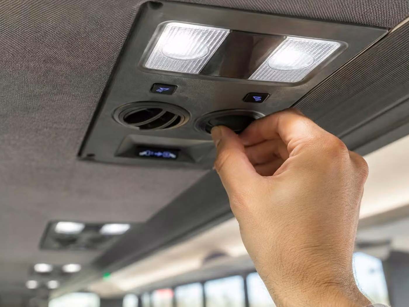 aiken 30 passenger minibus air conditioning